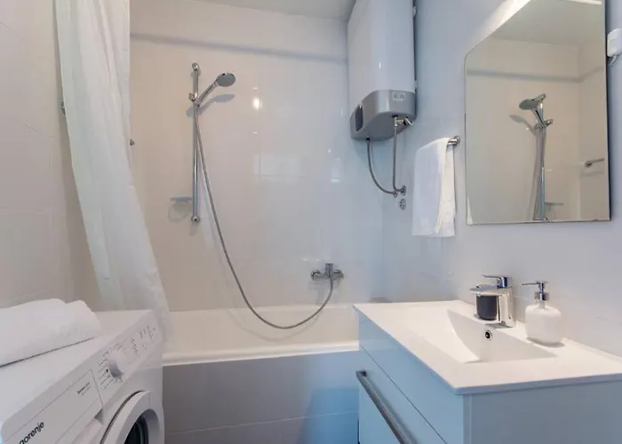 Flora Three Bedroom Near Dubrovnik